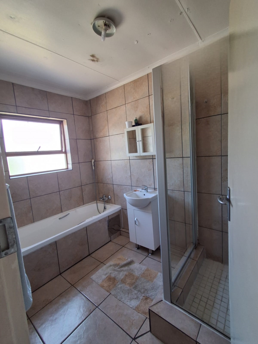 2 Bedroom Property for Sale in Abrahamsrust Free State